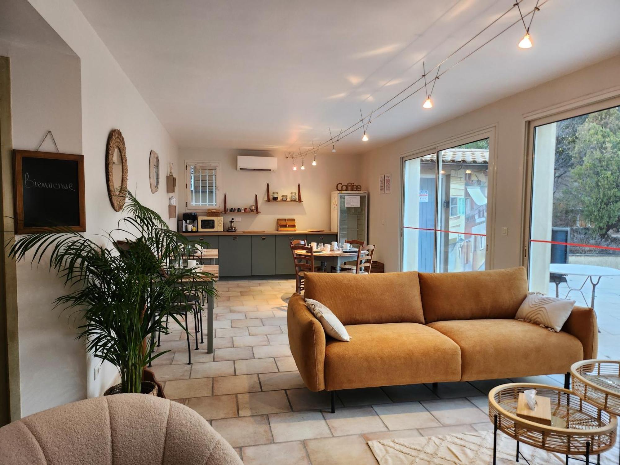 Domaine Les Gendalis Bed & Breakfast Saint-Saturnin-lès-Avignon Екстериор снимка