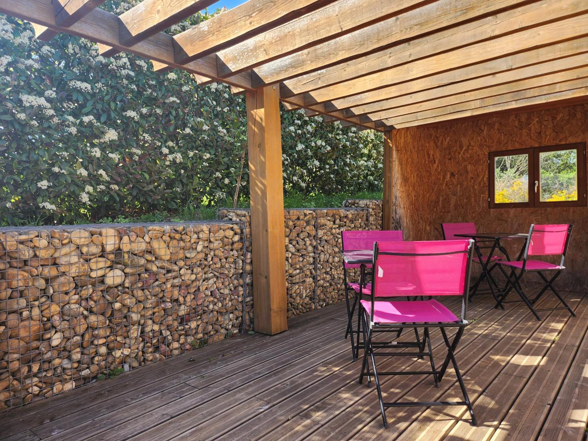 Domaine Les Gendalis Bed & Breakfast Saint-Saturnin-lès-Avignon Екстериор снимка